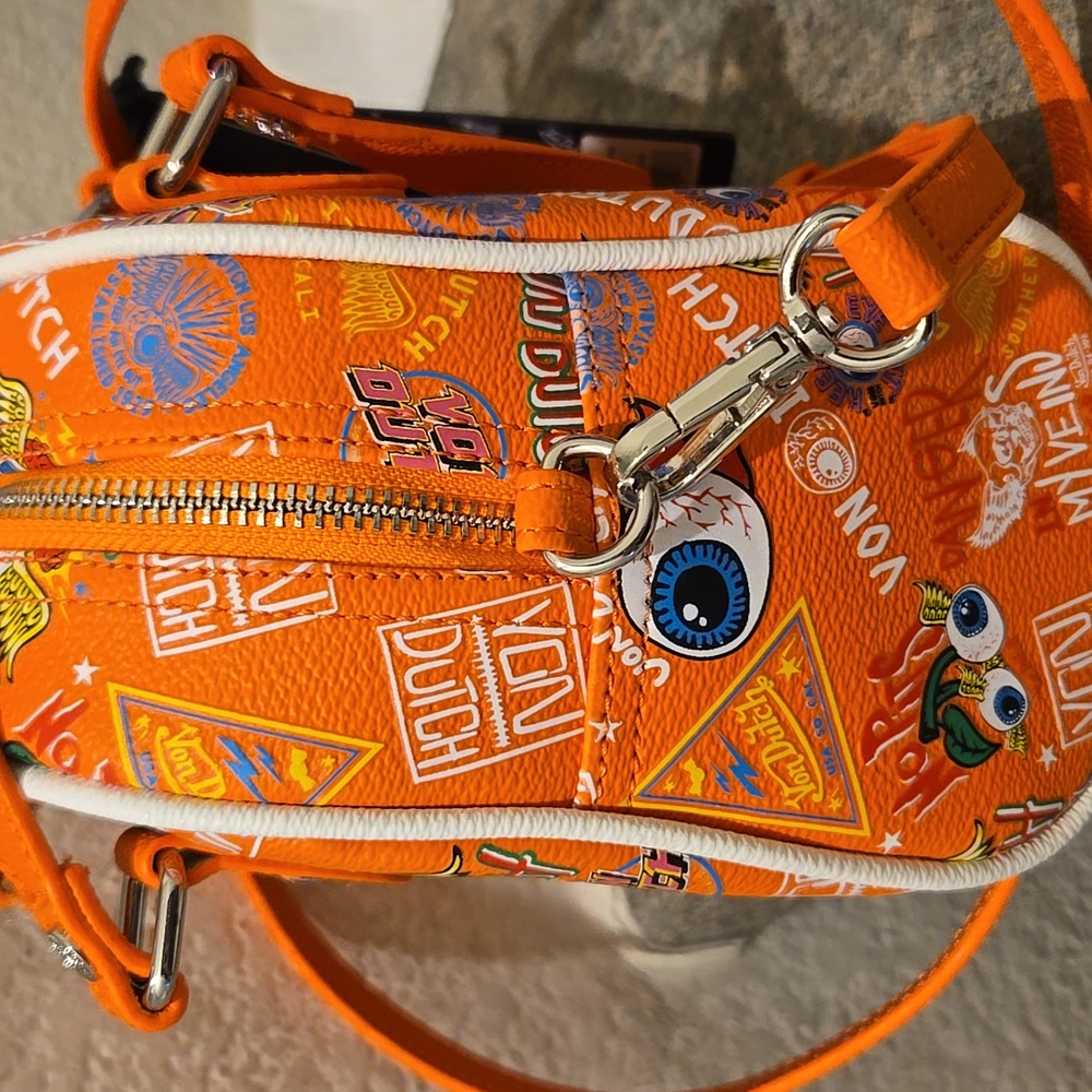 Von Dutch NWT Jax bowling bag w/detachable strap Orange Nwt - Picture 4 of 5